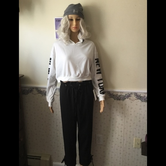 Josh and Arielle black paperbag waist cropped pant - Picture 5 of 7